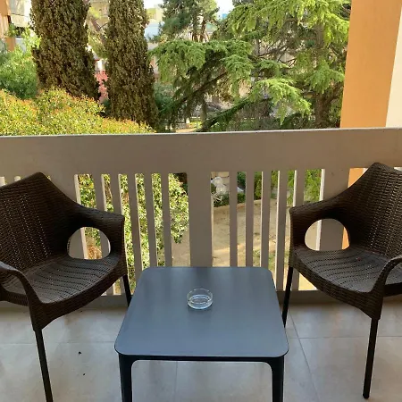 Agora Urban Relais
