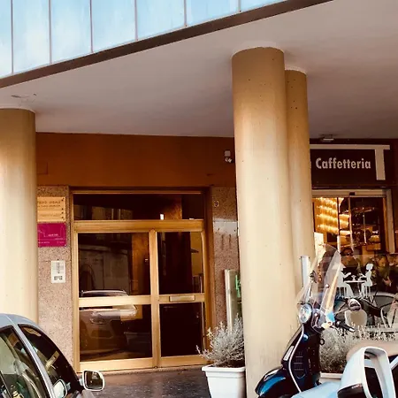 Agora Urban Relais Bed & Breakfast 3*